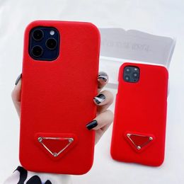 iPhone 11 Case Designer Cell Phone Case for Apple 15 14 13 12 Pro Max XR XS 8 7 Plus Luxury PU Leather Back Cover Fundas De Lujo Para Celulares Velvet Lining Gialla Pelle Red