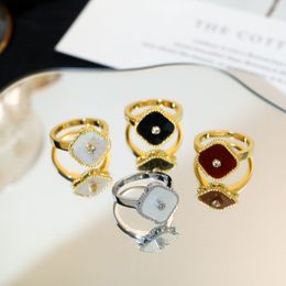 Fashion Classic Cluster Rings gioielli 4 Four Leaf Clover Charm molti colori con diamanti Designer Jewelry Ring per le donne Chirstmas Regali del giorno del Ringraziamento