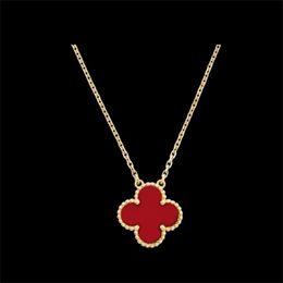 Van 2023 Clover Necklace Fashion Flowers Four-leaf Cleef Womens Luxury Designer Necklaces Je Twgq