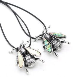 Pendant Necklaces Fashion Necklace Insect Shape High-Quality Natural Shell Alloy For Women Men Charms Jewelry Gifts