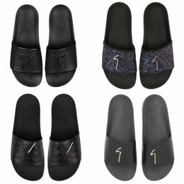 Tasarımlar adam deri terlik yaz kadın moda düz sandalet konfor plaj kaydırıcı giuseppe zanatoli siyah scouffs metal şeritler ayakkabı kumsal ile kumlu plaj 35-46