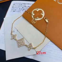 Designer Letter Bracelets Chains Classic Never Fade Women Bangle 18K Gold Plated Brass Copper Inlay Rhinestone Lovers Gift Wristband Cuff Chain Designer Jewelry
