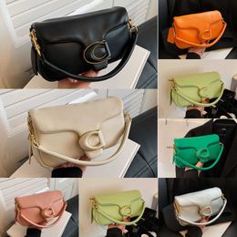 Cross Body Designer Bag Fashion Shoulder Bags Wild Form Womens C Letter Leather Luxurys Handbag Classic Tote Bag Female Satchel Crossbody Bags Purse 2230201