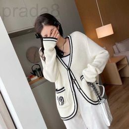 Women's Sweaters Designer Womens C Designers Clothes Sweater Small Sweet Wind Coat Winter Cardigan Cashmere Blend Fashion Letters Print Women High Quality W4RR