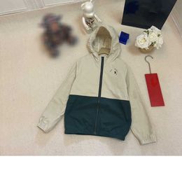 23ss brand Designer kid windbreaker jacket boys Spring autumn zipper coat Color matching windproof sunscreen Big Kids Baby Clothes a1