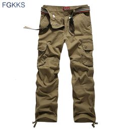 Mens Pants FGKKS Arrival Mens Cargo Pants High Quality Spring Fashion Joggers Men Clothing Cotton Trousers Camouflage Pants Male 230313