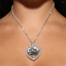 Choker Luxury Shiny Heart Shape Crystal Pendant Necklace Ladies Wedding Dinner Shining Eternity Rhinestone Clavicle Chain Jewellery