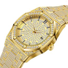 Wristwatches MISSFOX 18K Gold Watch Men Diamond Watches Top FF Iced Out Male Quartz Calender Unique Gift For