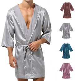 Men's Robes Men's Bathrobe Silk Short Sleeves Robe Pyjamas Men Gown Bathrobe Homewear SleepwearNo shorts 230313