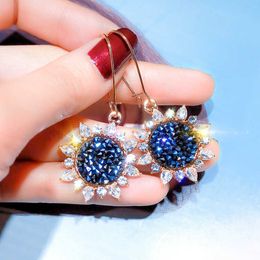 Dangle Chandelier Personality Cold Wind Retro Long Sunflower Earrings Femininity Korean Personality Versatile Earrings Earring G230313