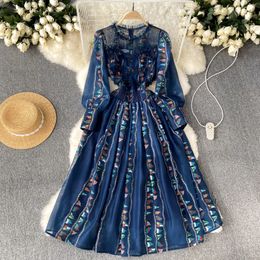 Spring new French floral dress temperament goddess style high waist large hem bubble sleeve print long skirt