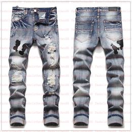 2023 Hot Mens Jeans Designer Europeu Jean Hombre Carta Estrela Homens Bordados Patchwork Rasgado Para Tendência Marca Motocicleta Calça Mens Skinny