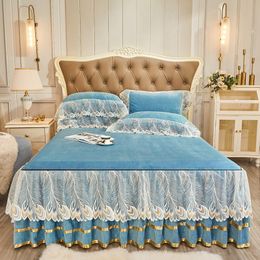 Bed Skirt Crystal Velvet Bedding Bed Skirt Pillowcases Blue Quilted Feather Lace Princess Bed Sheet Bedspread Soft Plush Mattress Cover 230314