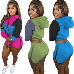 New Spring Summer Women Clothing Tracksuits Two Piece Outfits Designer Long Sleeve Hoodies Kangaroo Pocket Fashion Leisure Midriff-baring Tops Short Sets