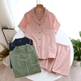 Women's Sleepwear Summer couple Pyjamas two-piece men's plaid short-sleeved shorts 100% cotton gauze ladies simple home service set sleepwear 230314