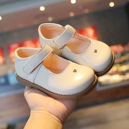 Flat shoes Black Leather Shoes Girls 2021 Spring Autumn Children's Sneakers Kids Casual Flats For Performance Wedding Comfortable Soft P230314