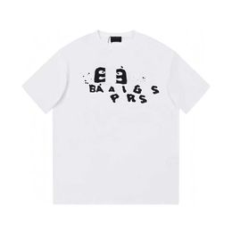 Designer Luxury Balencigas Classic Fashion And Comfort Abraded Graffiti Letters Printed By Men And Women With The Same Style T-shirt