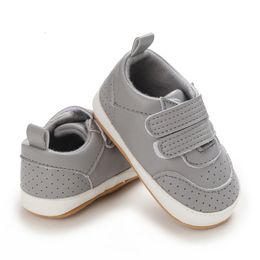 First Walkers PU Casual Baby Shoes Kids Sneakers Baby Girl Boy Solid Colour Kids Shoes Socks Infant Toddler Rubber Non Slip Sports Shoes 230314