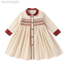 Girl's Dresses Children Girls Vintage Spanish Princess Plaid Dress For New Year 2023 Girl Elegant Handmade Smocked Dress Autumn Kids Come W0314