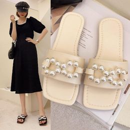 Slippers Big Size 35-43 Summer Shoes Women Flat Beading Fashion Sides Pearls Slipper Female Beach Zapatos Mujer 9138C