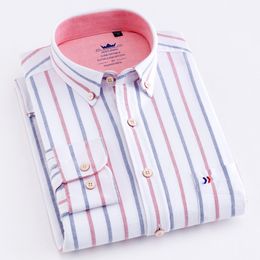 Men's Casual Shirts Men's Casual 100% Cotton Oxford Striped Shirt Single Patch Pocket Long Sleeve Standard-fit Comfortable Thick Button-down Shirts 230314