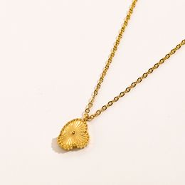 18k Gold-plated Necklaces Charm Girls Love Pendant Necklace Luxury Designer's Letter Lock Necklace Is Designed For Women. Jewellery High-end Accessories Lovers