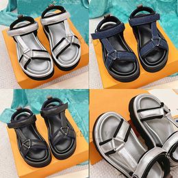 Designers Women Sandals POOL PILLOW COMFORT Sandal Hook Loop Fastener Platform Mules Calfskin Rubber Slippers