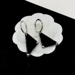 Luxury Designer Stud Earrings For Women Fashion Earring Mens Jewellery Triangle Letters P Ear Studs Classic Hoops Earing Ornaments 2303155BF