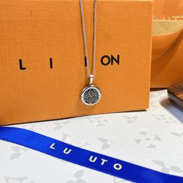 Uudy Pendant Necklaces Selected Luxury Designer Exquisite Silver Plated Premium Young Style Long Chain Fashion Gift Co