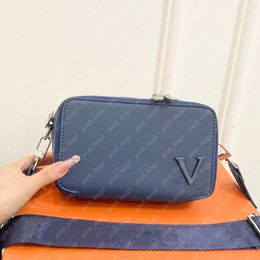 Casual Men Women Camera Bag Designer Crossbody Shoulder Bags Handbags Messenger V Waistbag Lady Phone Case Designers Totes Cross Body 2303