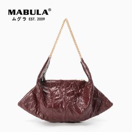 Dumpling Shape PU Leather Women Shoulder Bag with Metal Chain Retro Ruched Design Hobo Purse Trend Tote Satchel Handbag 230315