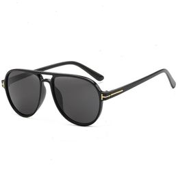 James Bond Tom Sunglasses Men Women Brand Designer Sun Glasses Super Star Celebrity Driving Sunglass for Ladies Fashion tom-fords Eyeglasses With box TF 9046