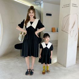 Family Matching Outfits Summer fashion turn-down collar family dress mom and dughter short sleeve thin princess dresses 230316