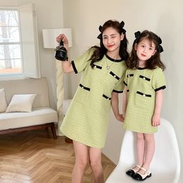 Family Matching Outfits Mother Daughter Matching Dressess Parent-Child Clothes Baby Girls Summer Dress For Women Clothing Fashion Mom And Me Robe 230316