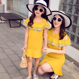 Family Matching Outfits Family Matching Clothes Summer Mum Daughter Yellow Dress Mommy and Me Clothes Matching Family Outfits Kids Girl Dresses 230316