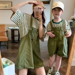 Family Matching Outfits Summer Mother 2-12 Years Daughter Mom Kids Girls Women Family Matching Outfits Striped Short Sleeve T-shirt Overalls Set 230316