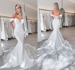 Stunning Mermaid Wedding Dresses Plus Size for Bride Off Shoulder Sweetheart Lace Applique Satin Sweep Train Beach Country Garden Bridal Gown vestido de novia