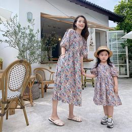 Family Matching Outfits Mother and Daughter Floral Long Dress Princess Dress Parent-child Dress Summer Girls Dress Casual Holiday 230316