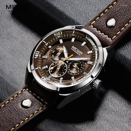 Wristwatches MEGIR Men Watch Top Calendar Week Mens Watches Military Sport Army Leather Strap Classic Quartz Male Clock Box