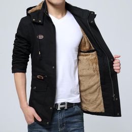 Men's Trench Coats Casual Loose Autumn Winter Men Trench Coat Fashion Hooded Windproof Windbreakers Pockets Zipper Men Jackets M-5Xl Streetwear 230316