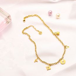 2023 Pendant Necklace 18K Gold Plated Stainless Steel Necklaces Choker Flower Letter Pendant Statement Fashion Women Necklace Wedding Jewelry Accessories