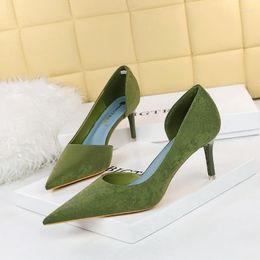 Dress Shoes European Style Fashion Sexy Thin Heel Women Pumps Pointed Toe Cloth Plus Size 43 Mary Jane Wedding Bride