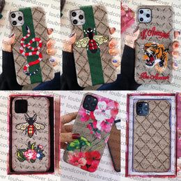 Custodie per telefoni di moda per iPhone 15 14 pro max 13 custodia 12 Mini 11 14Plus XSMax XR 7P 8P Samsung Galaxy S23 S22 S21 Ultra NOTE 10 Cover Bee Tiger Snake Ricamo Custodia