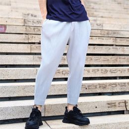 Pantaloni da uomo Homme Issey Plisse Miyake Tessuto plissettato Pantaloni larghi casual Harun Feet Pantaloni da uomo alla moda