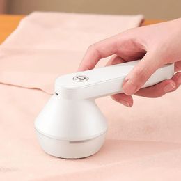 Lint Remover Portable Electric Clothes Trimmer USB Hair Ball Fuzz Carpets Sweater Shaver Household 230314