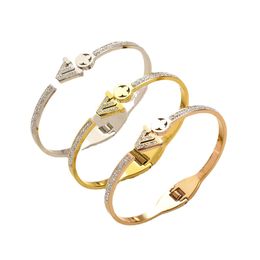 3 Color Designer Bangle for Women Luxury 18K Gold Bracelets Jewelry Stainless steel Wristband Cuff Fashion Accessories Letter