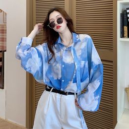 Women's Blouses Shirts BF Rendering Blouse Women Korean Harajuku Loose Blue Sky White Clouds Tie-dye Gradient Blouse Oversize Shirt Long Sleeve Shirt 230317