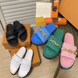 Designer Rubber slide stamp chain slippers sandal Floral brocade leather slipper Gear bottoms Flip Flops women Beach causal slipper