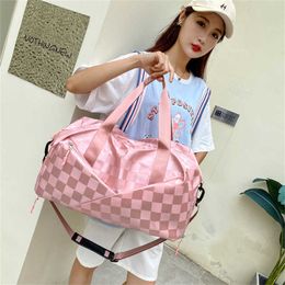 duffle bagss Fitness and Sports Bag Women s Wet Dry Separation Portable Swimming Fashion Luggage Inclined Short Distance Travel 230316