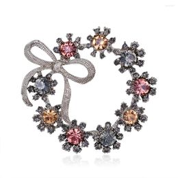 Brooches Crystal Rhinestone Wreath Brooch Bowknot Flower Vintage Jewelry For Women Ladies Accessories Bouquet Pins